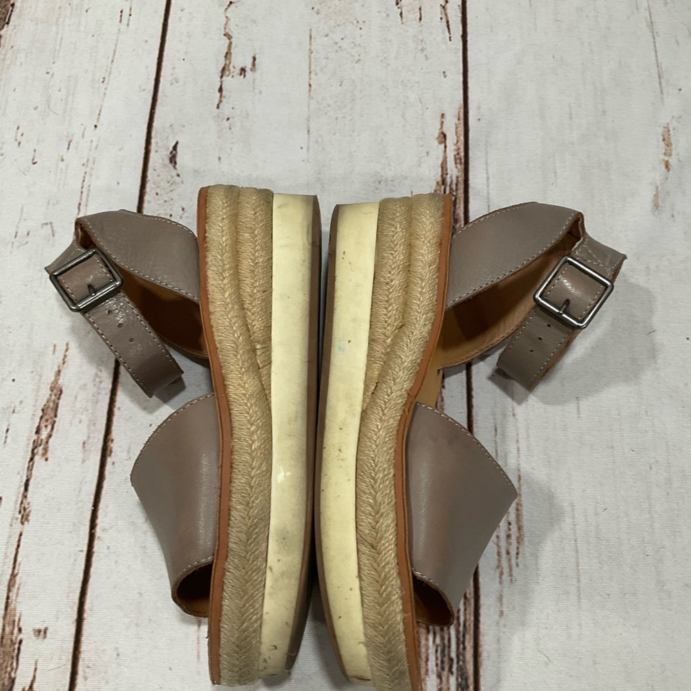 LUCKY‎ BRAND TAUPE LEATHER ESPADRILLES SANDALS - Picture 4 of 10